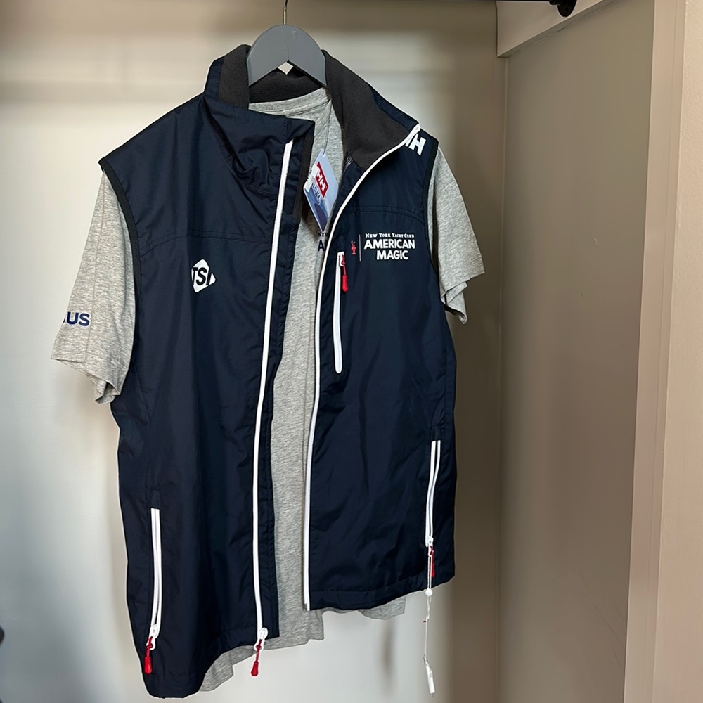 Brand new with tags HH set